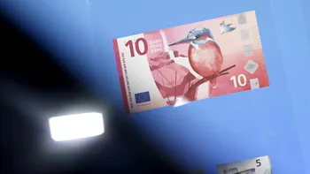 Ce se întâmplă cu banii cash în Europa. BCE schimbă bancnotele euro înainte de apariția euro digital