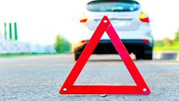 Ce se întâmplă dacă rămâi fără benzină pe autostradă. Poți merge pe jos până la benzinărie și ce amendă riști