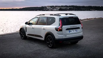 Dacia Jogger cu suspensie lăsată pe spate: încărcare excesivă, arcuri sau amortizoare
