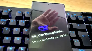 DeepSeek lansează un nou model AI mai rapid care poate răspunde unui număr mai mare de utilizatori