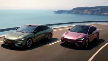 Geely lansează o electrică de aproape 5 metri la circa 17.000 de euro. Are 800V, LiDAR și autonomie de până la 725 km în China