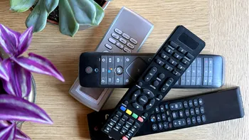 Telecomanda, invenția care ne-a ținut pe canapea și a schimbat pentru totdeauna felul în care privim televizorul