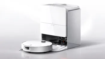 Noul Roborock Qrevo Edge 2 Flow ajunge în România: robotul de 8,98 cm care spală podeaua cu o rolă autocurățată permanent