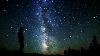 Astronomii au descoperit primul microblazar din Calea Lactee, alimentat de o gaură neagră