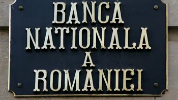 Ce venituri au șefii BNR. Indemnizația lunară a lui Mugur Isărescu și sumele primite de viceguvernatori