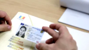 De ce nu sunt românii mulțumiți de noua carte de identitate. Problemele apărute după trecerea la CEI