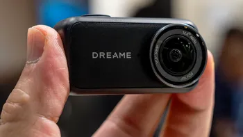 Dreame intră peste GoPro și DJI cu o cameră de acțiune 8K cât un deget. Are AI și filmează 4K la 120 fps