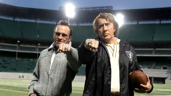 Nicolas Cage se transformă în legenda fotbalului american John Madden. Trailerul noului film dezvăluie o poveste spectaculoasă, cu Christian Bale în distribuție