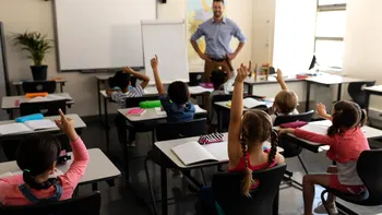 Schimbare la clasă pentru elevii cu CES. Doi profesori vor putea lucra în același timp cu elevii