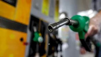 Carburanții s-au scumpit din nou. Cât costă motorina și benzina astăzi, 16 septembrie, și ce urmează pentru șoferi