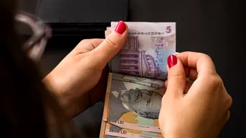 Cele mai mici măriri de salariu oferite de angajatori. Românii povestesc experiențele care i-au făcut să-și caute alt job