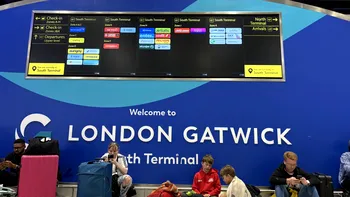 Peste 1.000 de zboruri anulate în Marea Britanie. Cum îți recuperezi banii dacă aveai bilet spre sau din Londra