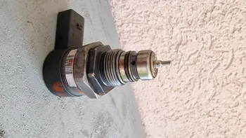Presiune prea mică în rampa de combustibil: pompă, regulator sau injector cu retur excesiv