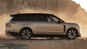 NIO crește cu 25%, dar una dintre mărcile sale pierde rapid teren. Compania are România pe lista extinderii din 2026