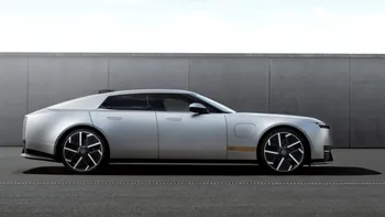 Jaguar a dezvăluit mașina electrică de 154.000 de euro care arată ca dintr-un film SF. Are peste 1.000 CP și renunță complet la lunetă
