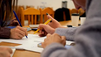 Tu ai trece examenul pentru director de școală? Testul de logică la care aproape o treime dintre profesori au picat