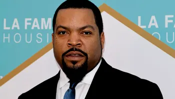 Ice Cube și Tommy Lee Jones fac echipă în „Outside Man”. Noul thriller despre mafie intră în producție