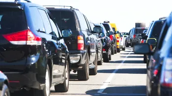 Traficul de coșmar care a ținut aproape două săptămâni. Unii șoferi au petrecut cinci zile în coloană