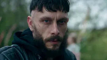 REVIEW Half Man, serialul HBO care te pune față în față cu partea întunecată a masculinității. Richard Gadd revine cu o poveste brutală despre doi bărbați distruși de propria relație