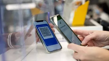 Românii vor avea buletinul, permisul și cardul de sănătate pe telefon. Cum va funcționa şi de când va fi disponibil RO Wallet