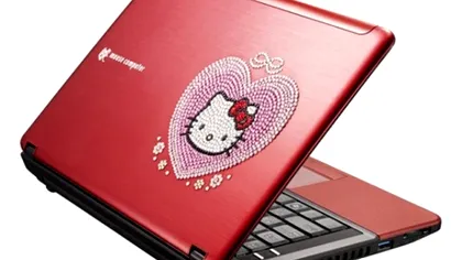 LuvBook S -  un ultra compact cu Swarovsky si Hello Kitty