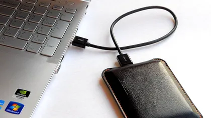 Freecom Mobile Drive XXS Leather - Stocare cu eleganță [REVIEW]