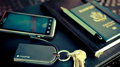 Mophie te ajuta sa-ti incarci smartphone-ul de la chei