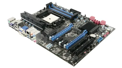 Sapphire Pure Platinum A85XT - Placile de baza pentru AMD Trinity incep sa isi faca aparitia