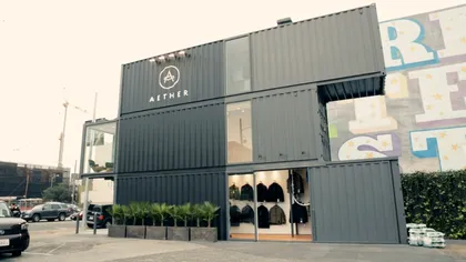 Cum ajunge o companie online sa aiba un magazin din containere?