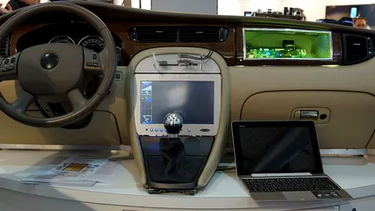 MWC 2013: Masina viitorului va avea integrat un PC complet, prin Renesas