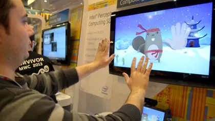 Distractie la standul Intel cu Perceptual Computing