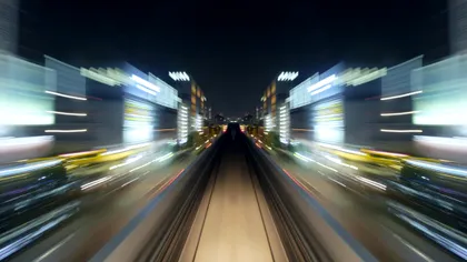 Un hyperlapse original filmat din trenul de mare viteza din Tokyo [VIDEO]