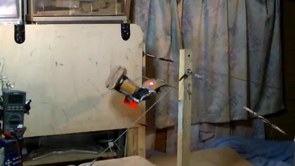 Hinamitetu - robotul gimnast face un cvadriplu backflip [VIDEO]