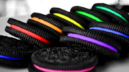 Oreo îşi imprimă biscuiți 3D în culori şi arome diferite