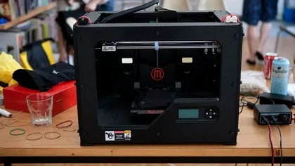 Aţi avea curaj să vă tatueze o imprimantă 3D modificată?