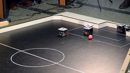 ASUS aduce premiile la Campionatul de Fotbal Robotic 2014