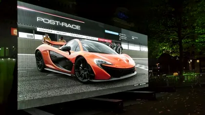 Titan Zeus - TV 4K aproape imposibil de băgat în casă