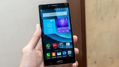 Pantech lansează Vega Pop Up Note. Este și smartphone, și phablet pentru notițe