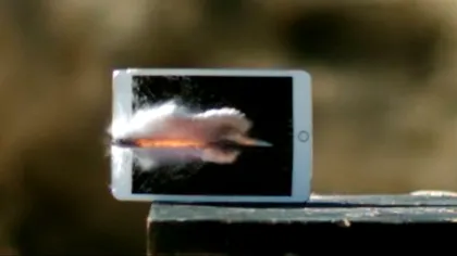 iPad Mini 3 trece prin test „de hipster“ și antiglonț [VIDEO]