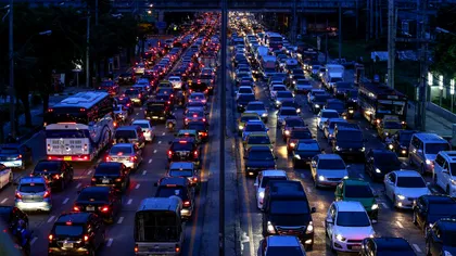 Noul Waze îţi spune cu precizie cât timp pierzi blocat în trafic