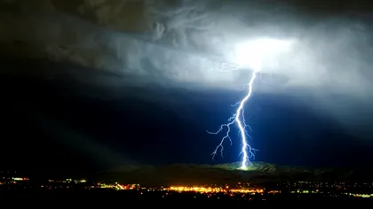 Un cercetător ne arată cât de fotogenic este un tunet [VIDEO]