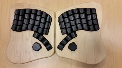 Keyboardio este cea mai scumpă, ergonomică şi ciudată tastatură [VIDEO]