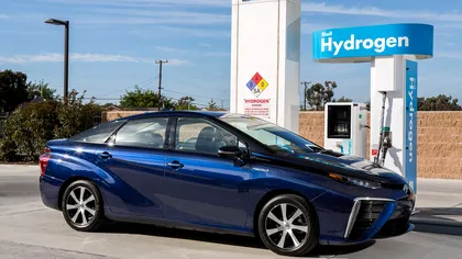 Toyota Mirai se vrea un rival serios pentru Tesla