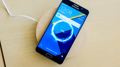 Am testat încărcarea wireless și există un singur mare motiv pentru care o vei vrea