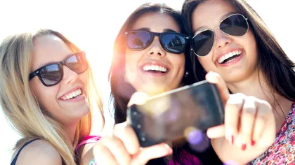 Nu arăți ca în poze, iar știința ți-o confirmă