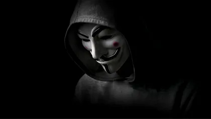 Începe războiul: Anonymous șterge mii de conturi Twitter asociate cu ISIS