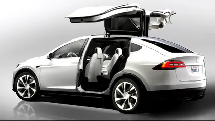 Cea mai ieftină versiune de Tesla Model X costă 80.000 de dolari