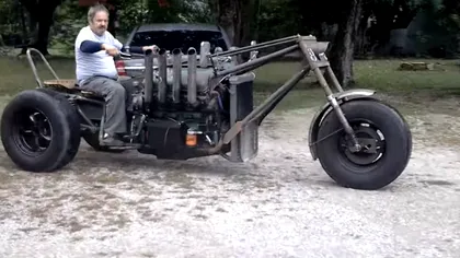 Acest triciclu monstru cu motor V8 parcă este rupt din Mad Max