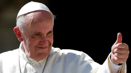 Religie 2.0: Papa Francisc a binecuvântat fotografia din telefonul unei femei