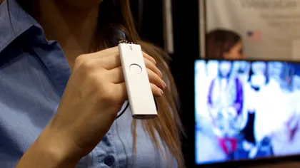 CES 2016: ili îți traduce limbile străine fără să îl conectezi la Internet